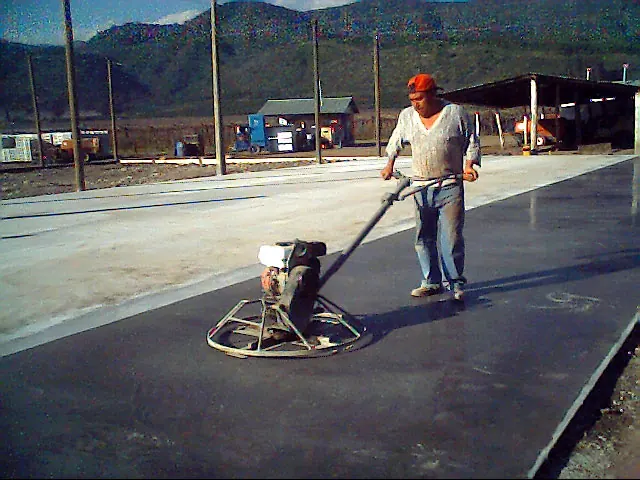 Afinado con helicóptero (Fundo Amalia)