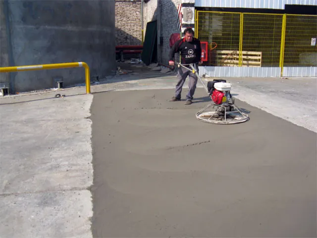 Pavimento nuevo en patio de trabajo (Sorepa)